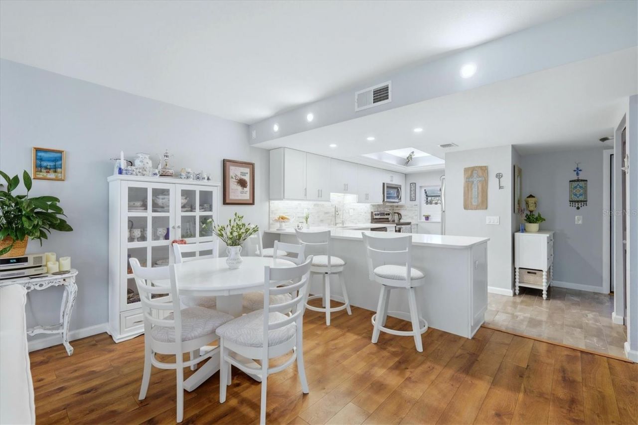 3361 Cross Creek Drive, Unit 3361, Sarasota, FL 34231 Photo