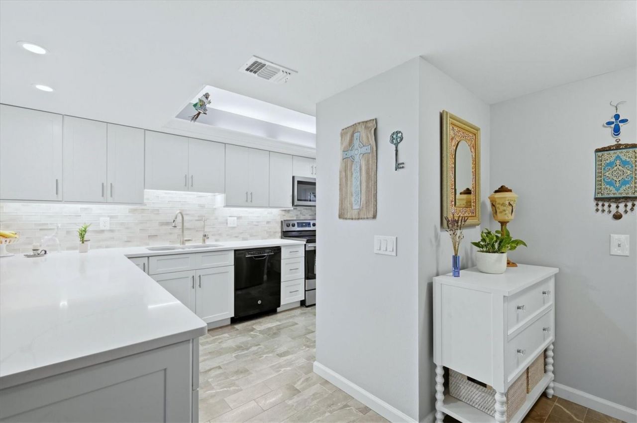 3361 Cross Creek Drive, Unit 3361, Sarasota, FL 34231 Photo