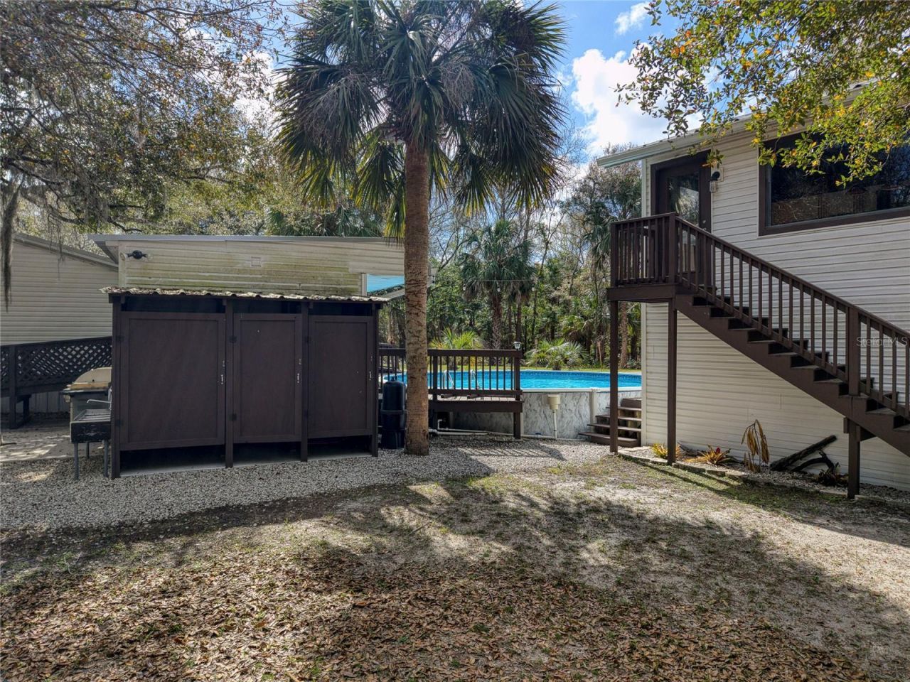 5011 SE 193rd Place , Inglis, FL 34449 Photo