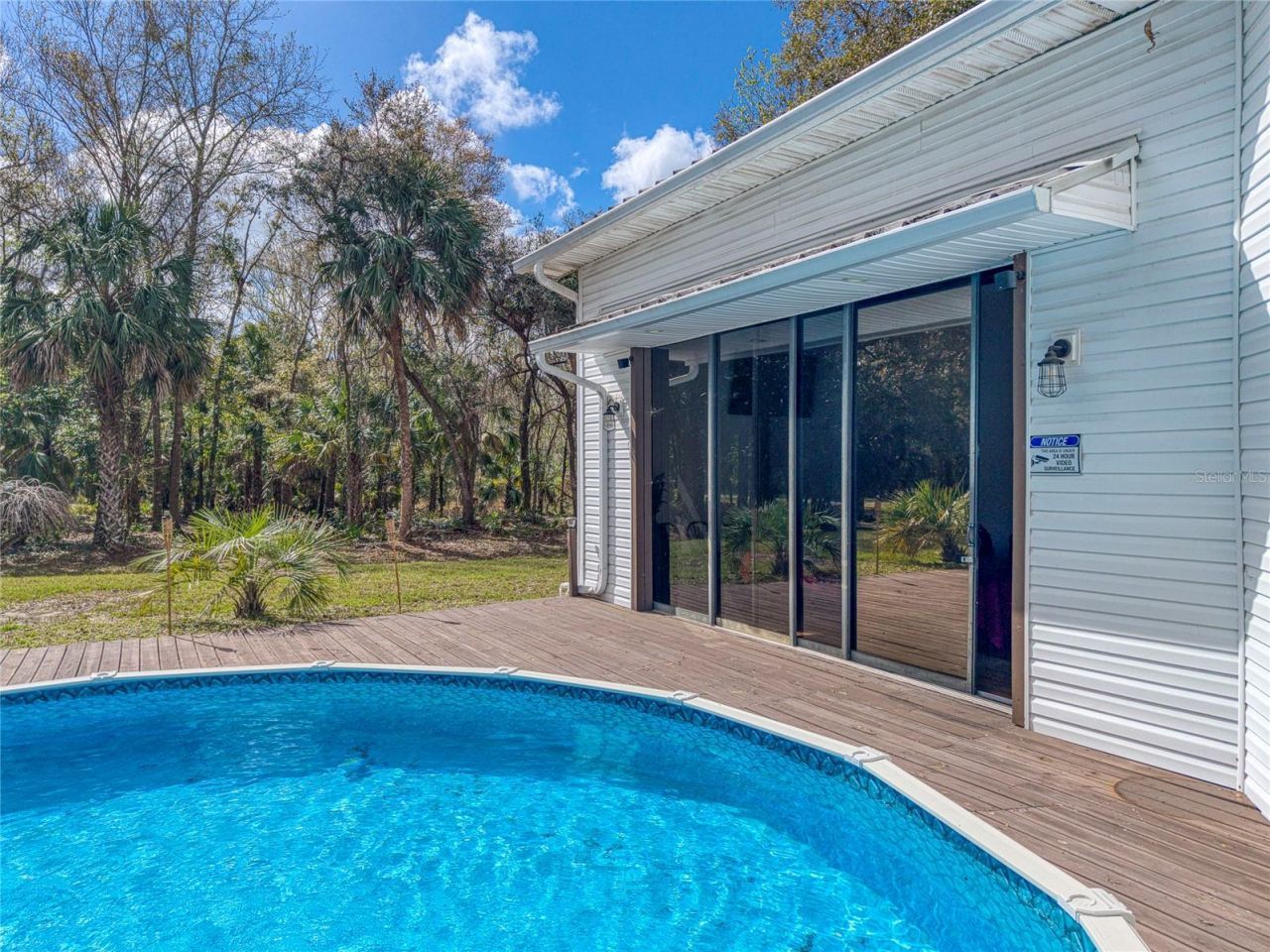 5011 SE 193rd Place , Inglis, FL 34449 Photo