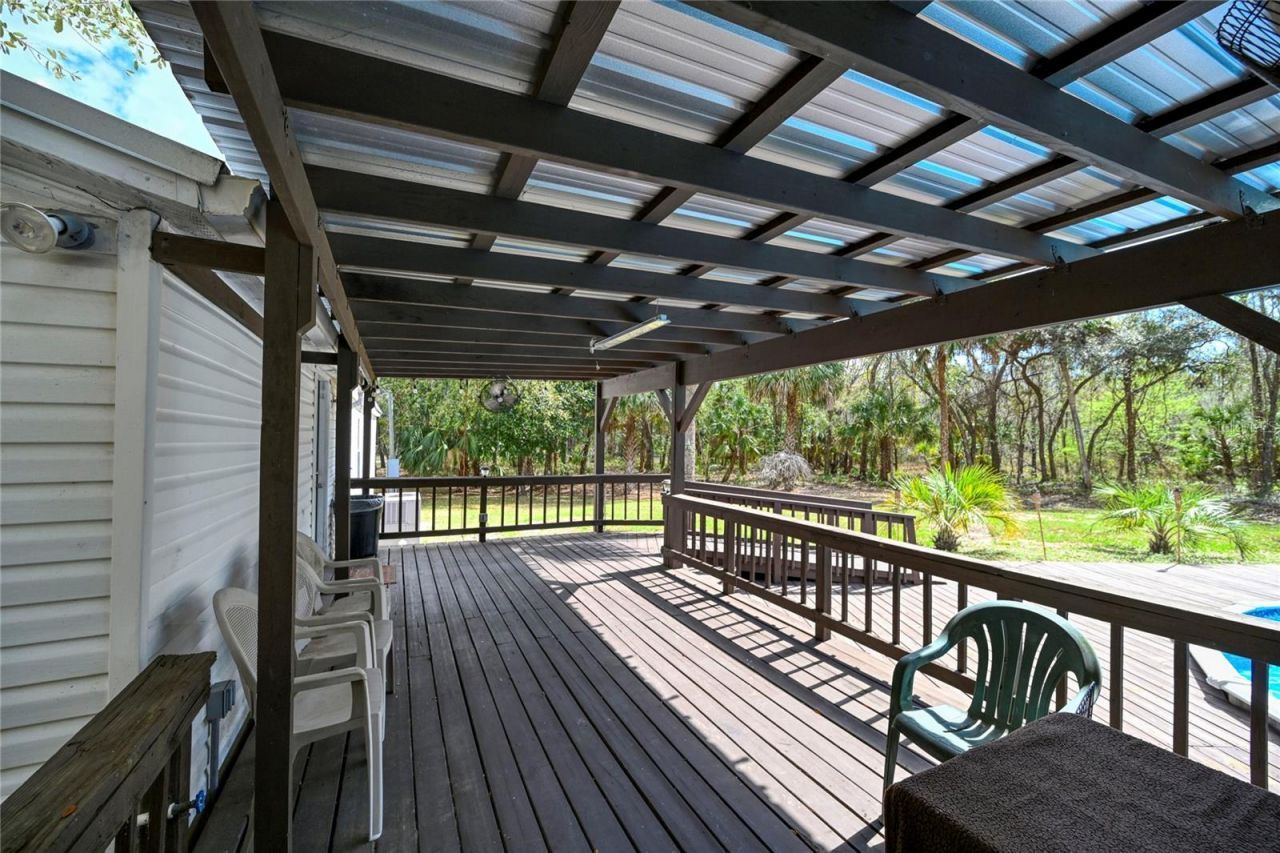 5011 SE 193rd Place , Inglis, FL 34449 Photo