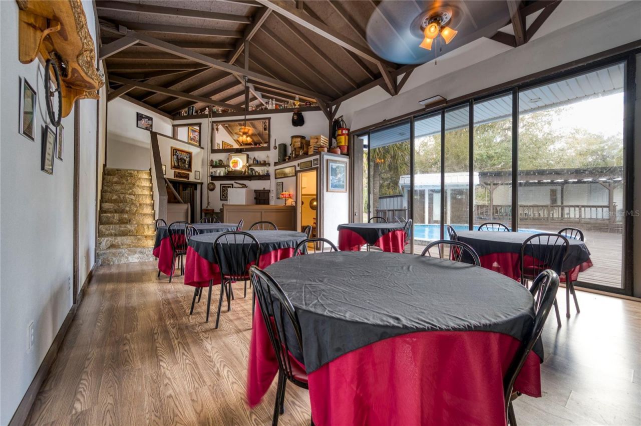 5011 SE 193rd Place , Inglis, FL 34449 Photo