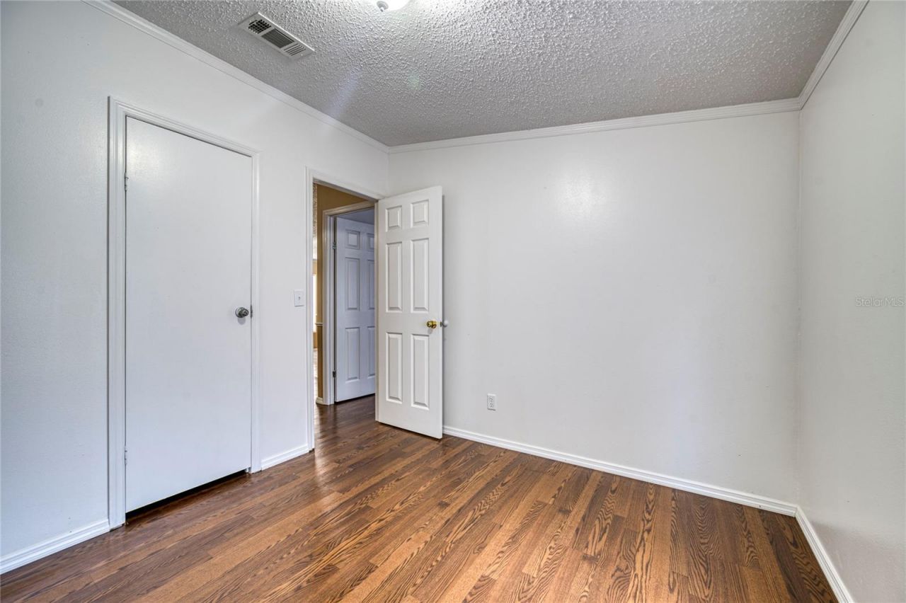 5011 SE 193rd Place , Inglis, FL 34449 Photo