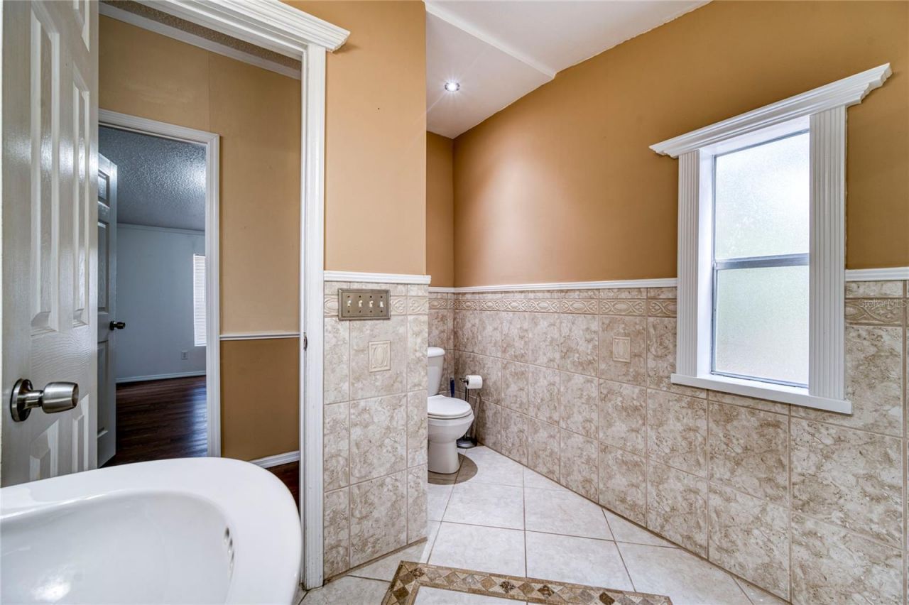 5011 SE 193rd Place , Inglis, FL 34449 Photo