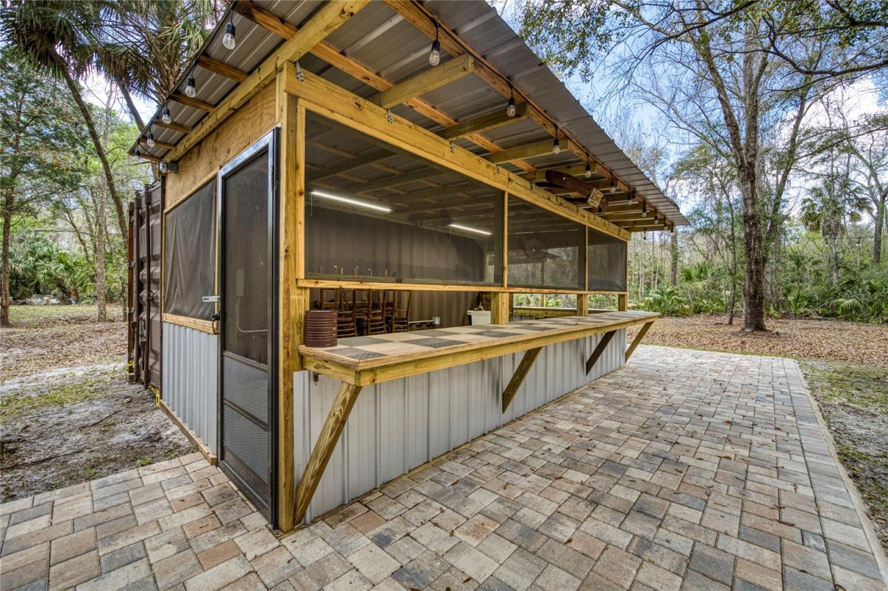 5011 SE 193rd Place , Inglis, FL 34449 Photo