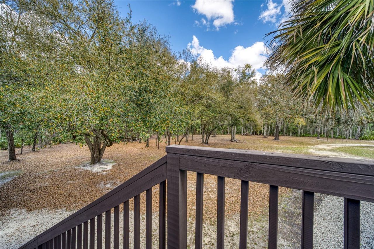 5011 SE 193rd Place , Inglis, FL 34449 Photo