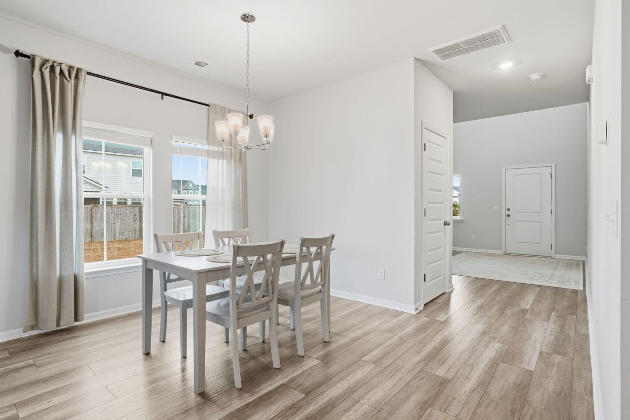 704 Pine Warbler Lane Photo 10