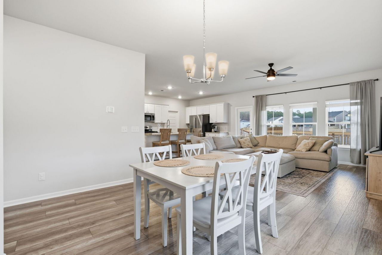 704 Pine Warbler Lane Photo 12