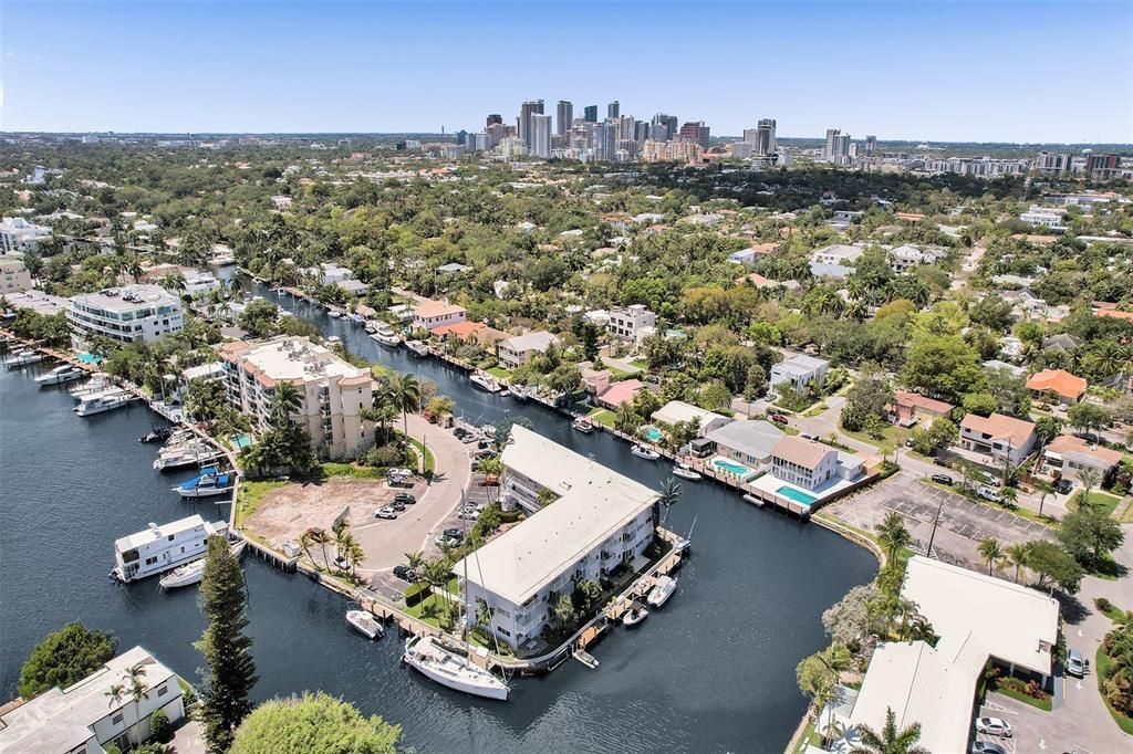 535 Hendricks Isle, Unit 209, Fort Lauderdale, FL 33301 Photo