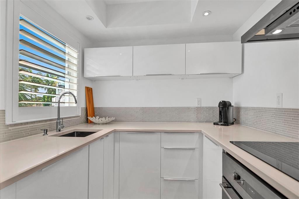 535 Hendricks Isle, Unit 209, Fort Lauderdale, FL 33301 Photo