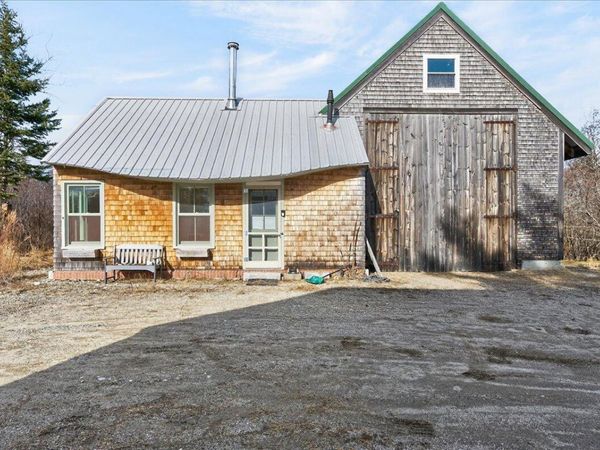 21 La Tour Street, Castine, ME 04421