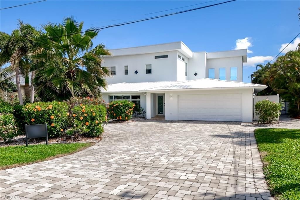 2302 SE 28th St, Cape Coral, FL 33904 Photo