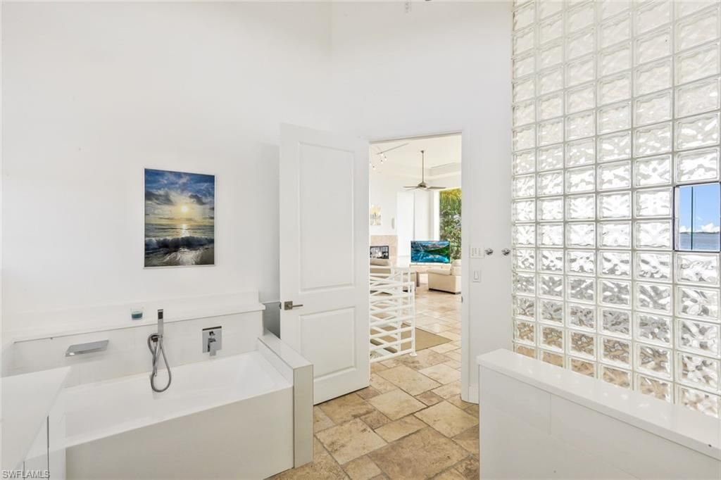 2302 SE 28th St, Cape Coral, FL 33904 Photo