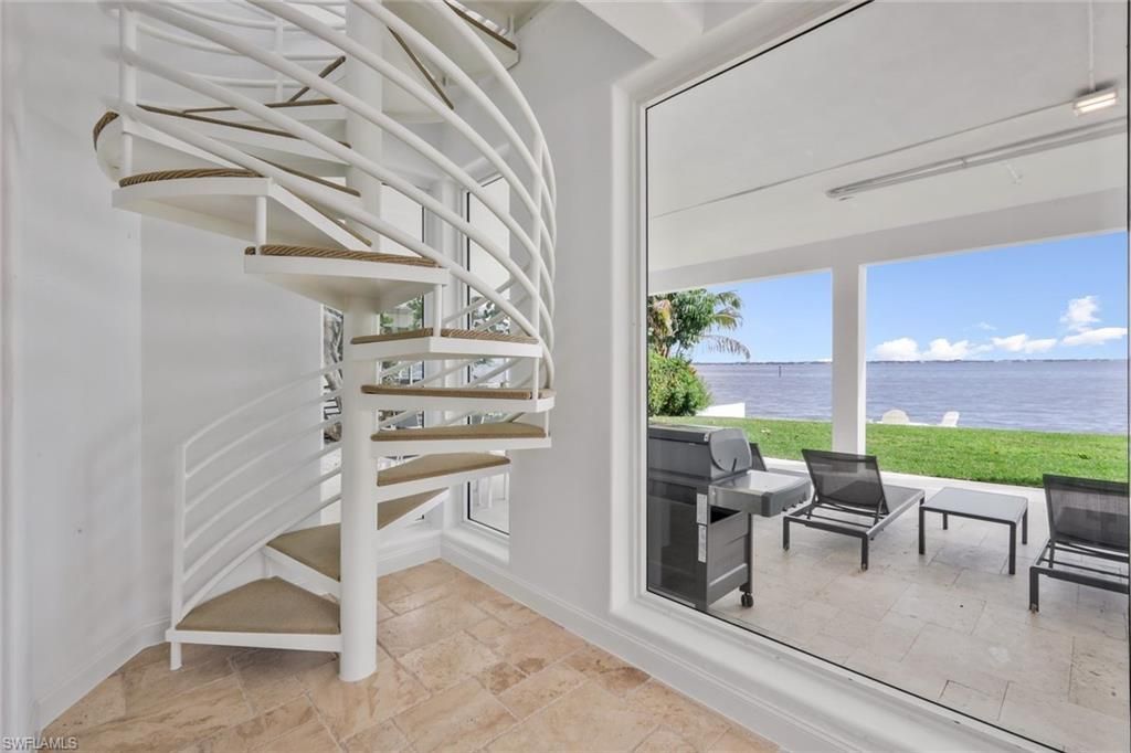 2302 SE 28th St, Cape Coral, FL 33904 Photo