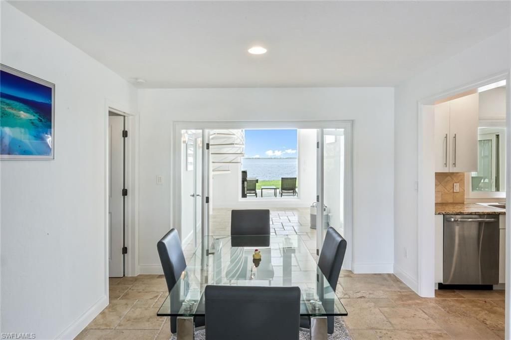 2302 SE 28th St, Cape Coral, FL 33904 Photo