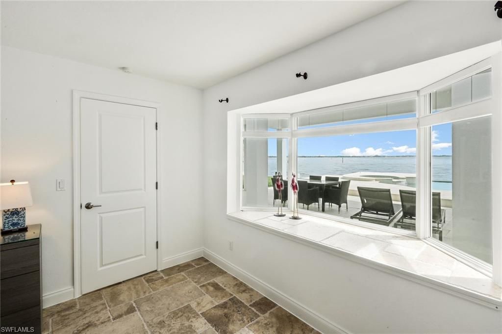 2302 SE 28th St, Cape Coral, FL 33904 Photo