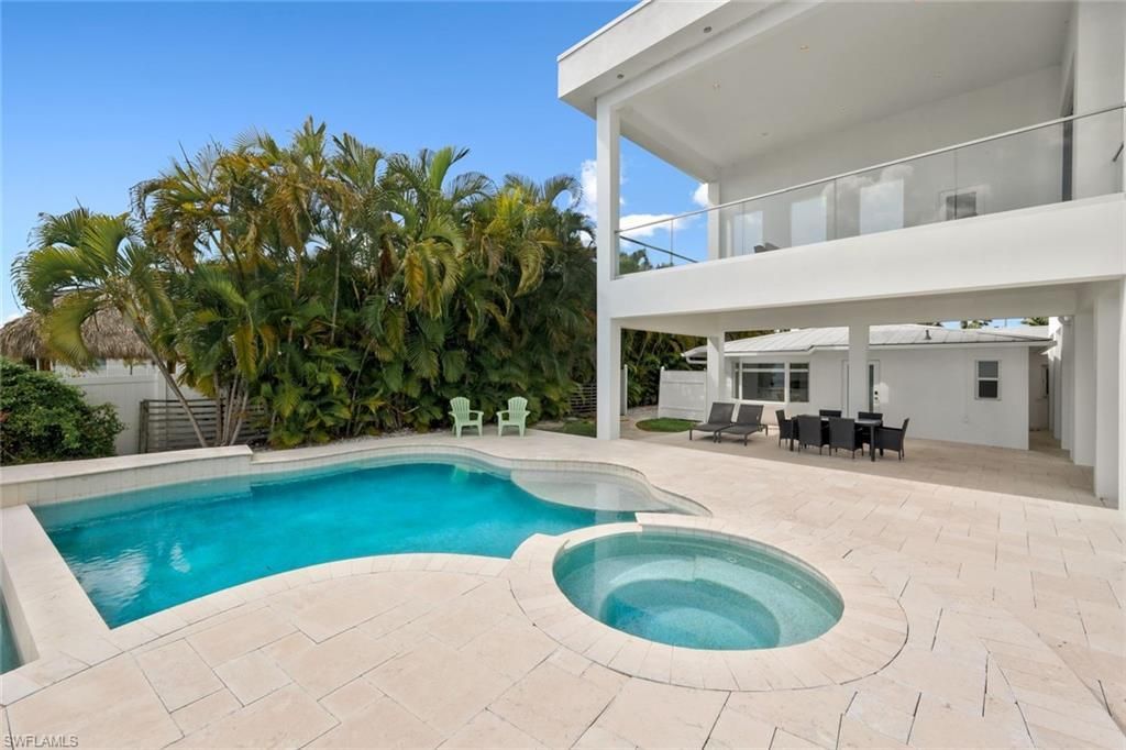 2302 SE 28th St, Cape Coral, FL 33904 Photo