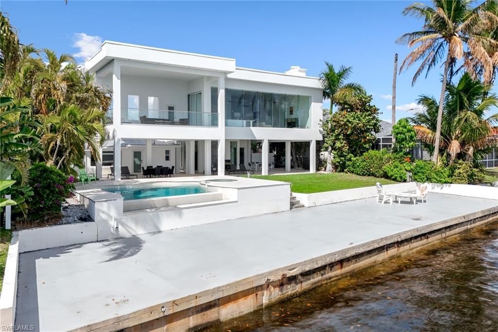 2302 SE 28th St, Cape Coral, FL 33904 Photo