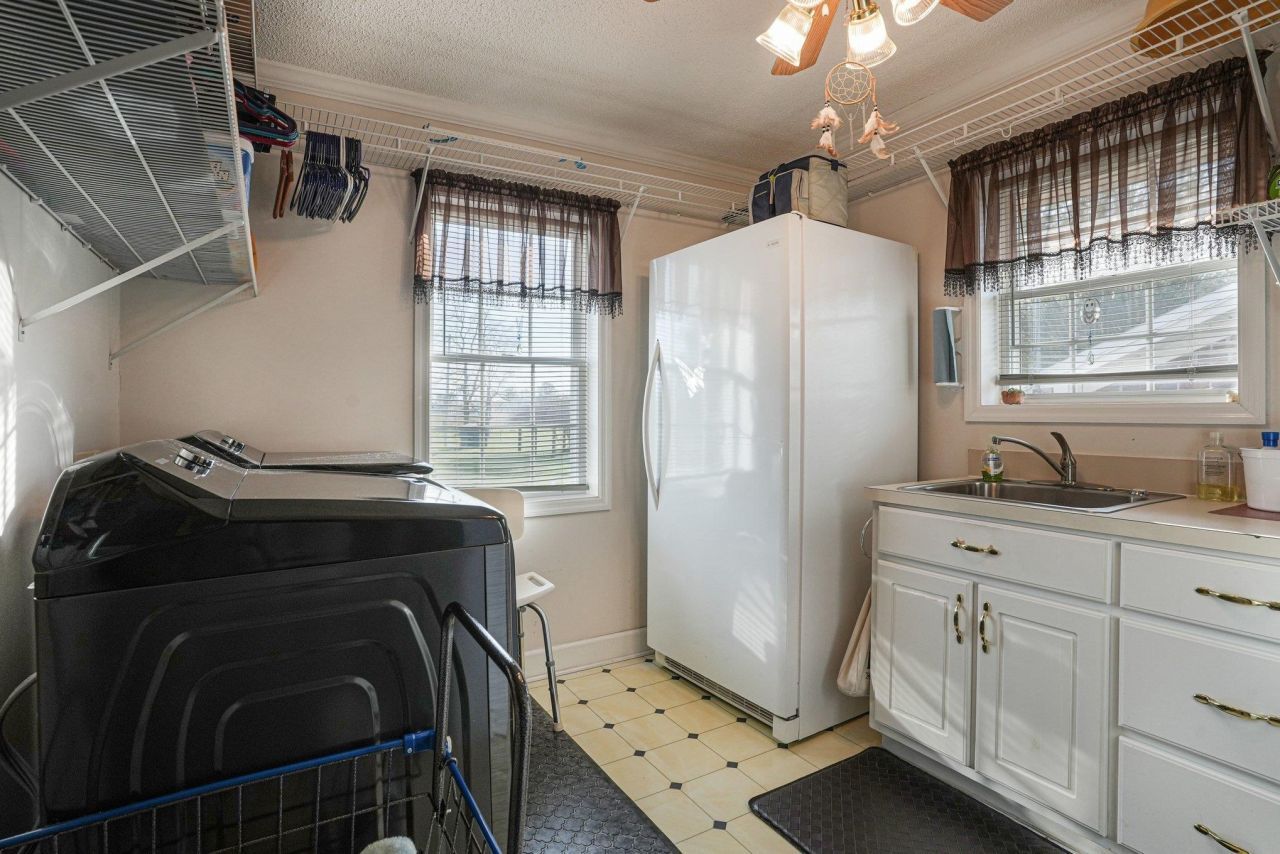 436 Tanner Rd. Photo 29