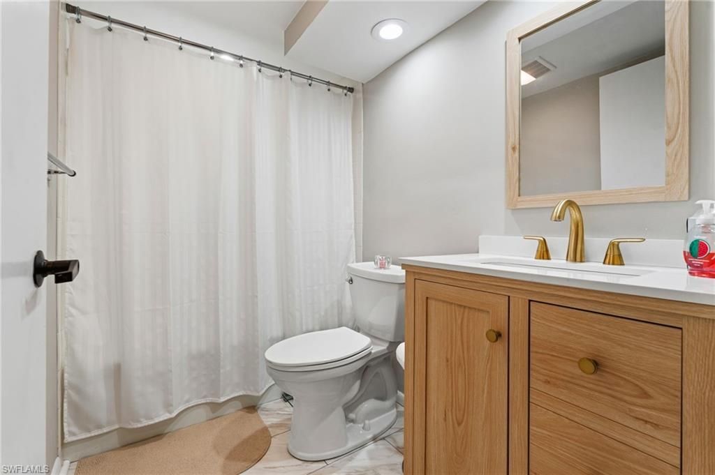 4608 Flagship Dr, Unit 202, Fort Myers, FL 33919 Photo