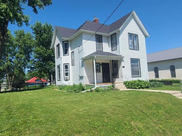 114 S Pine Street, West Union, IA 52175