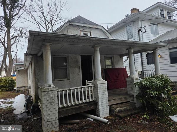 406 W BRIDGE STREET , MORRISVILLE, PA 19067