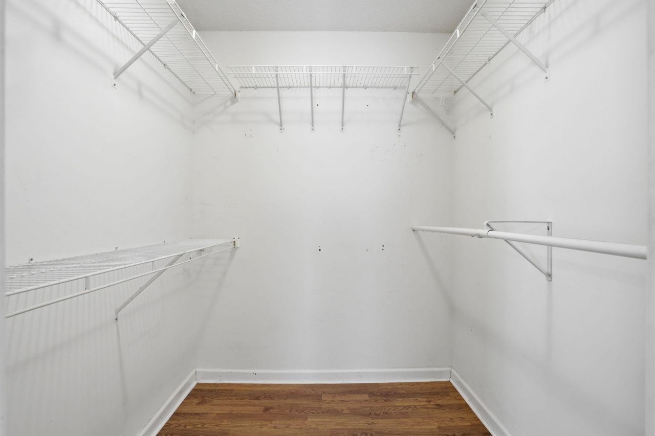 118 Elaine Street Photo 29