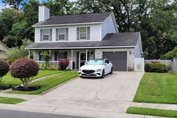 118 Elaine Street photo 4