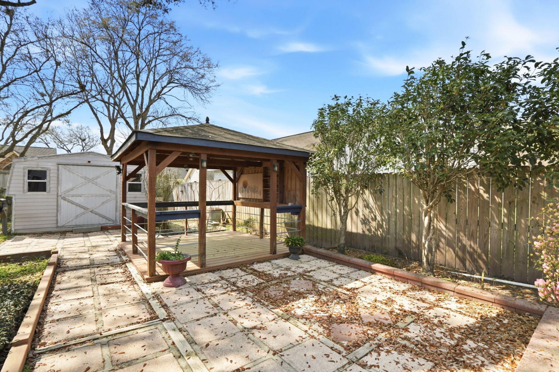 118 Elaine Street Photo 44