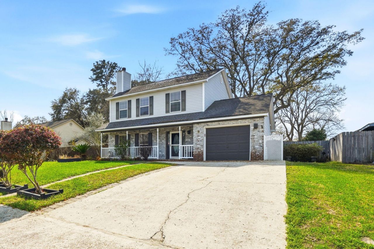 118 Elaine Street Photo 7