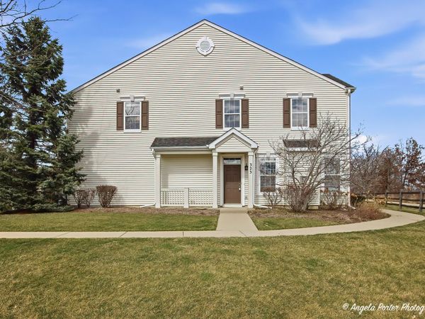 323 S Litchfield Drive , Round Lake, IL 60073