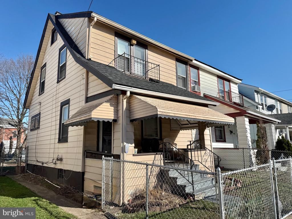 326 Tioga Street, Trenton, NJ 08609 Main Photo