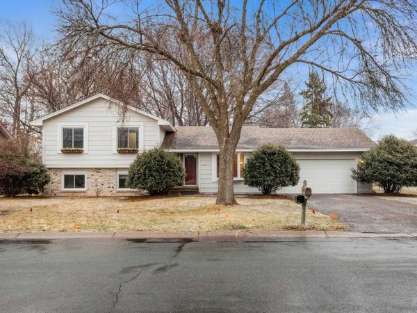 6320 Larch Lane N, Maple Grove, MN 55369