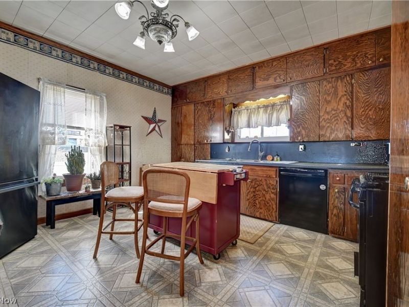 142 E Clay Street, Fredericksburg, OH 44627 Photo 17