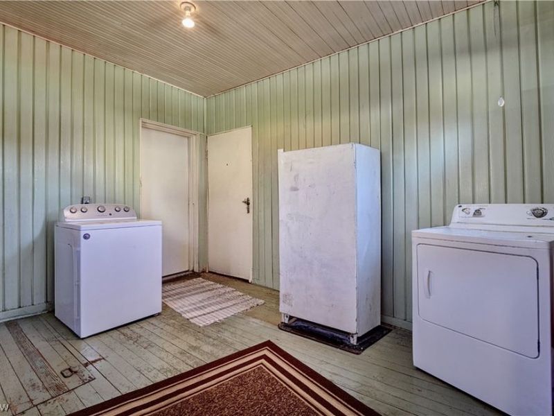 142 E Clay Street, Fredericksburg, OH 44627 Photo 19