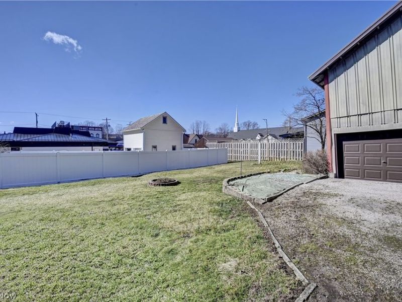 142 E Clay Street, Fredericksburg, OH 44627 Photo 33
