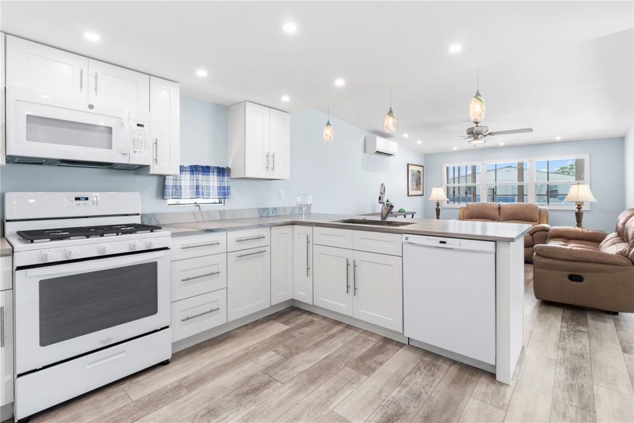 2812 14th Street W, Palmetto, FL 34221 Photo