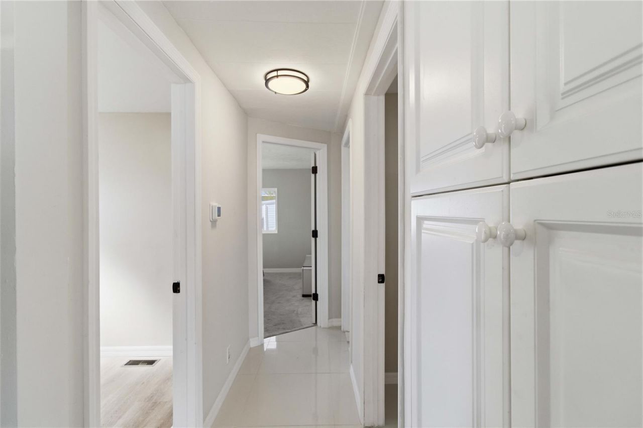 203 48th Avenue Drive W, Bradenton, FL 34207 Photo