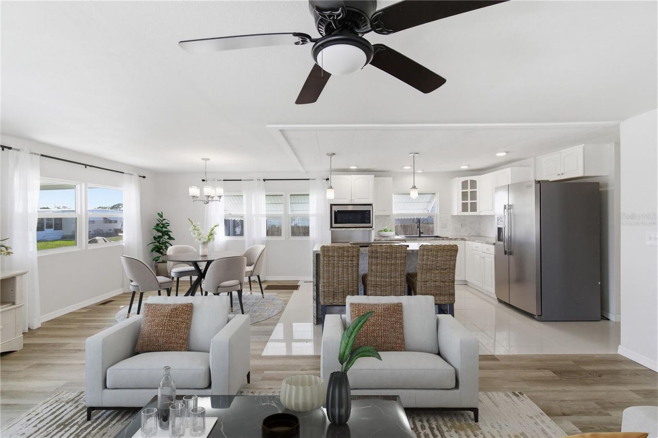 203 48th Avenue Drive W, Bradenton, FL 34207 Photo