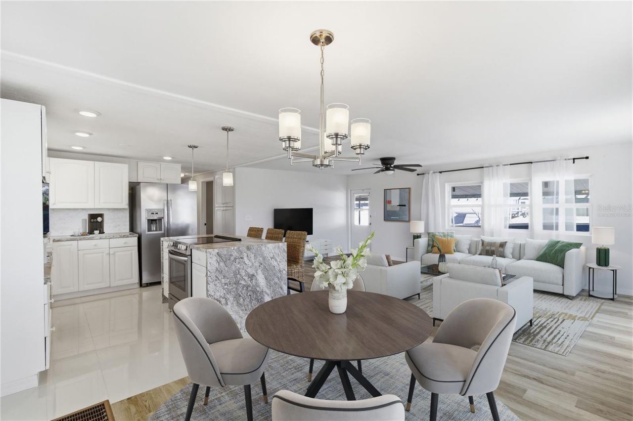 203 48th Avenue Drive W, Bradenton, FL 34207 Photo