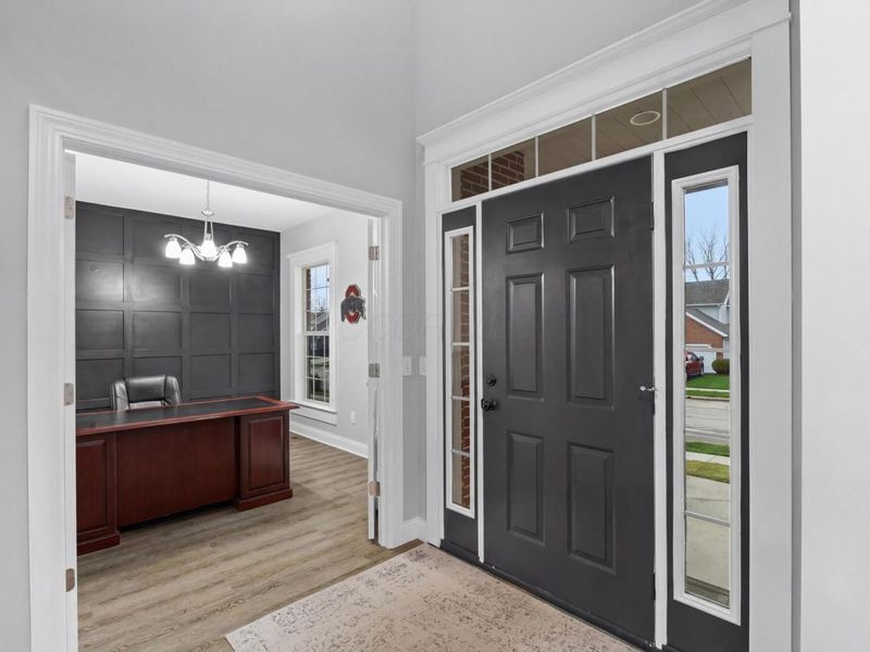 6113 El Camino Drive, Plain City, OH 43064 Photo 2