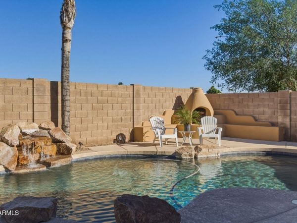 609 S 111TH Place, Mesa, AZ 85208