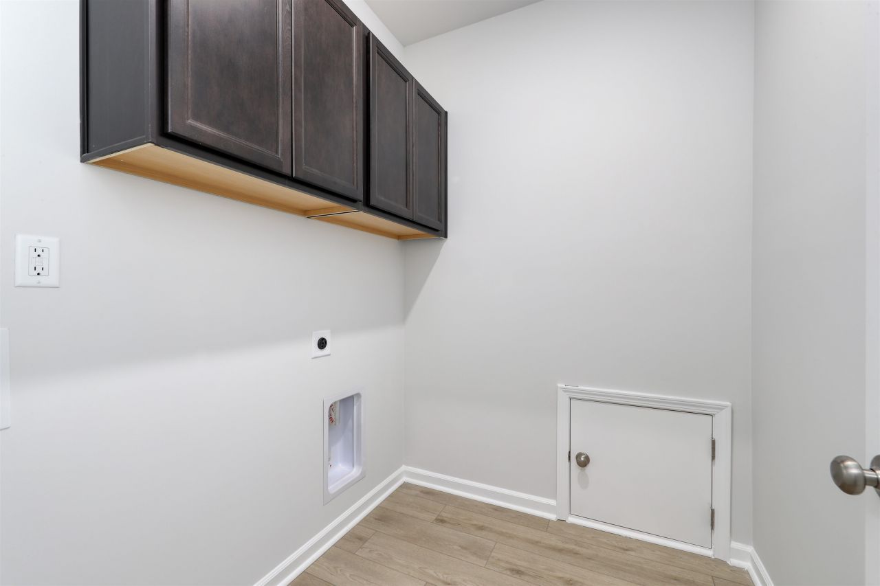 3424 Logan St. Photo 24