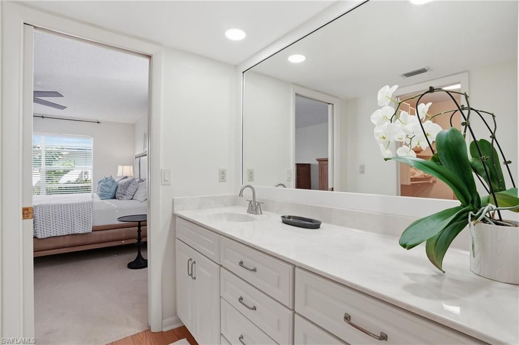 3300 Binnacle Dr , Unit 102, Naples, FL 34103 Photo