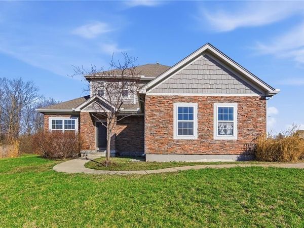 11020 N Jefferson Street, Kansas City, MO 64155