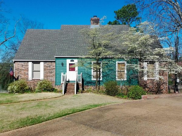 1204 North Point Lane, North Little Rock, AR 72116