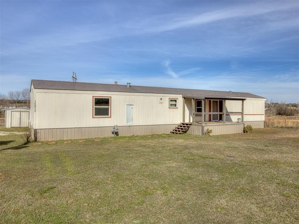16872 Drummond Road, Shawnee, OK 74801 Main Photo