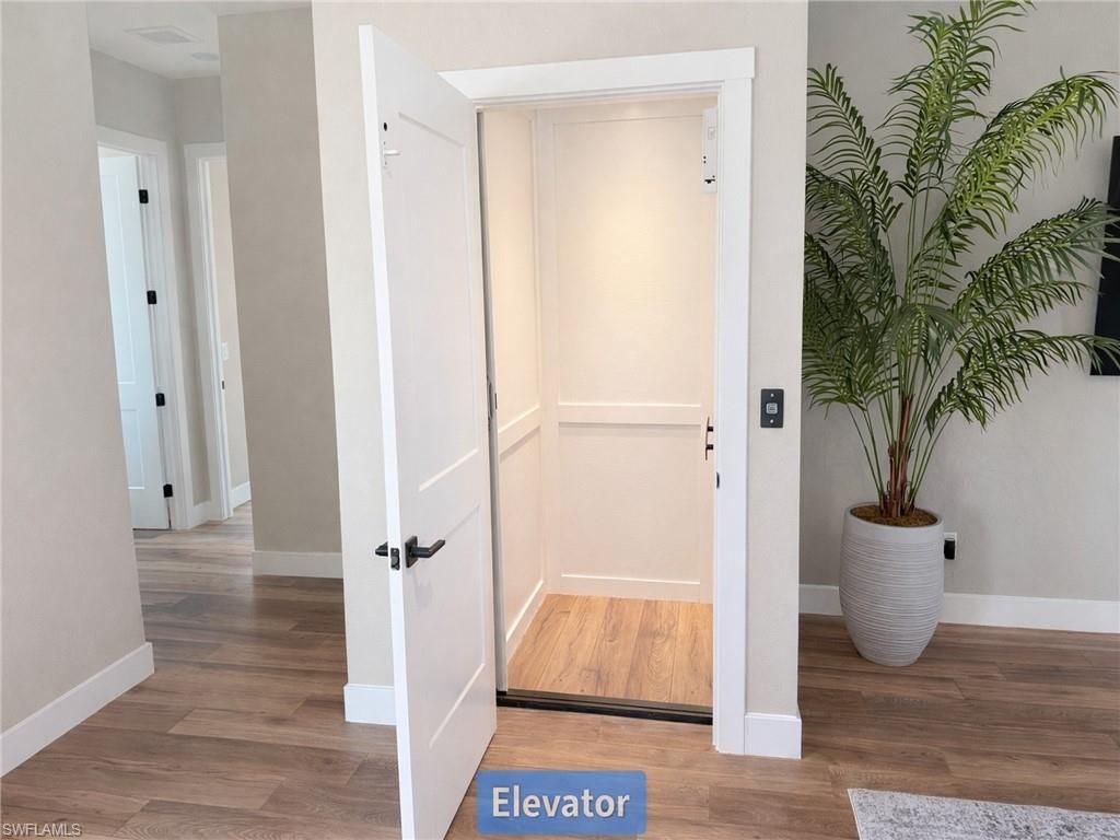 20700 Park Pl , Estero, FL 33928 Photo