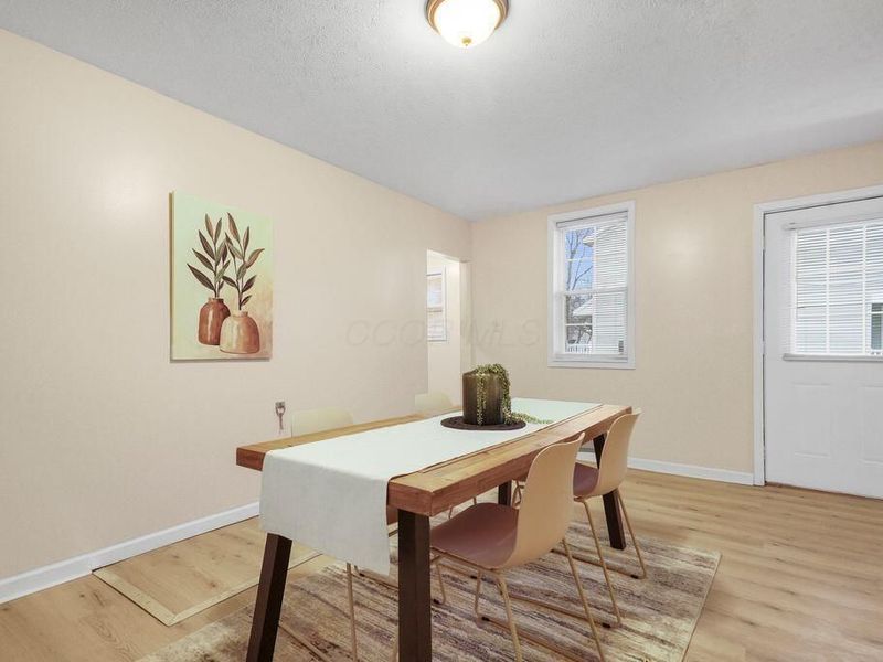 136 E Innis Avenue, Columbus, OH 43207 Photo 12