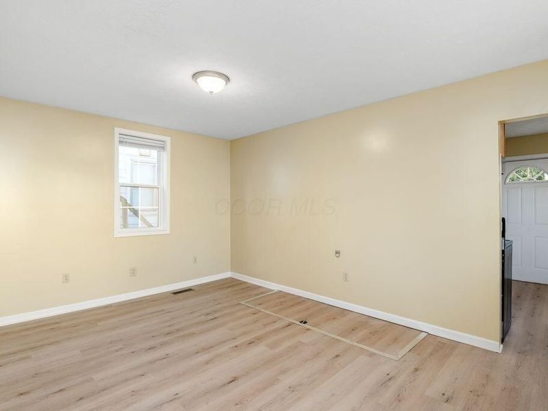 136 E Innis Avenue, Columbus, OH 43207 Photo 14